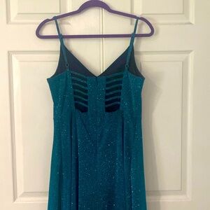Morgan & Co Size 9 Lace Back Teal Metallic Prom/Formal dress